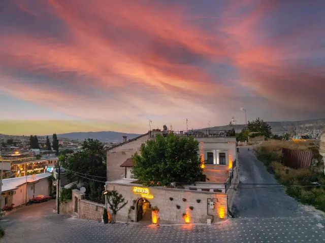 Arcus Cappadocia dış görünüm ve Kapadokya manzarası, gün batımı