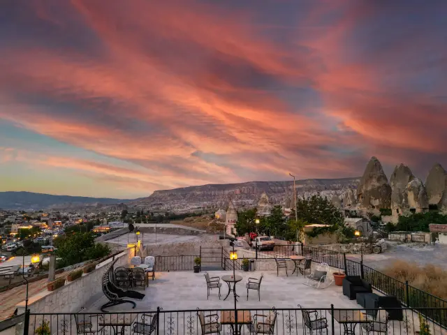 Arcus Cappadocia teras ve peri bacaları manzarası