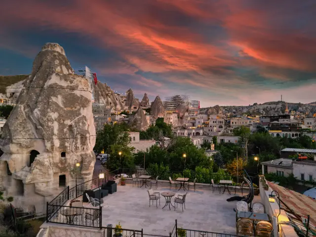 Kapadokya peri bacaları ve Arcus Cappadocia terası