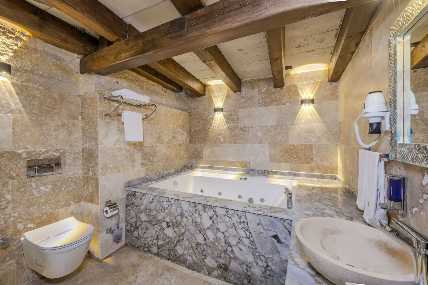 103 Cave Suite (with Jacuzzi) — Arcus Cappadocia, Göreme Kapadokya