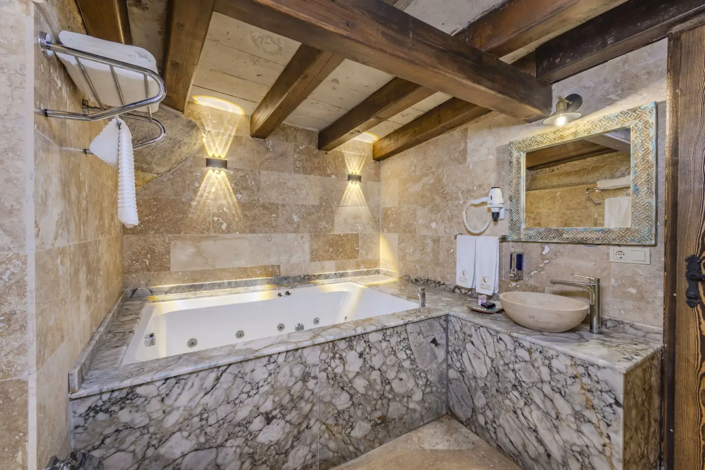 103 Cave Suite (with Jacuzzi) — Arcus Cappadocia, Göreme Kapadokya
